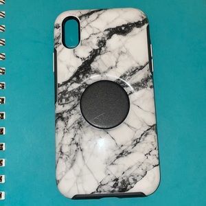 iPhone XROtterBox symmetry case